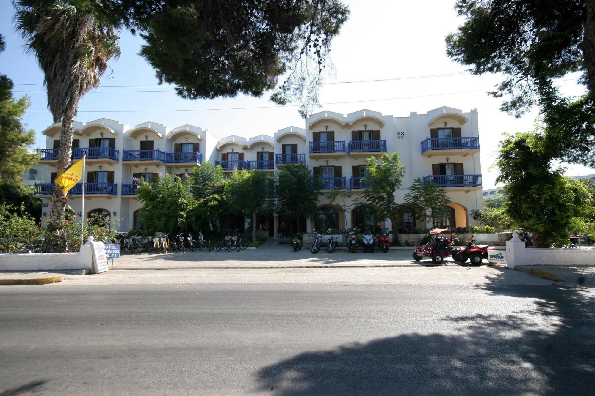 Theodorou Beach Hotel Apartments Psalidi  Exterior foto